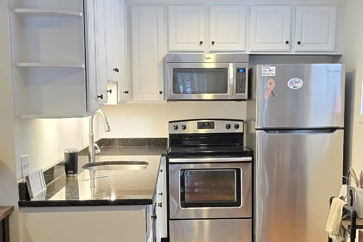 Cabinet Refinishing - Top Notch Pro Painting